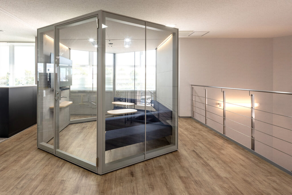 Web room Hexa